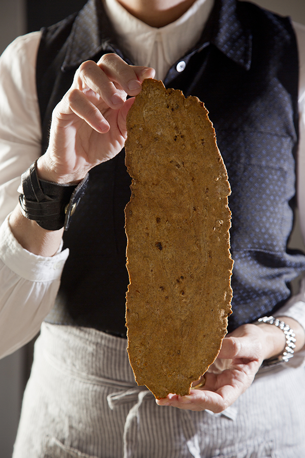 Garlic Cracker Crisps (Libbie Summers and Chia Chong for Salted and Styled)