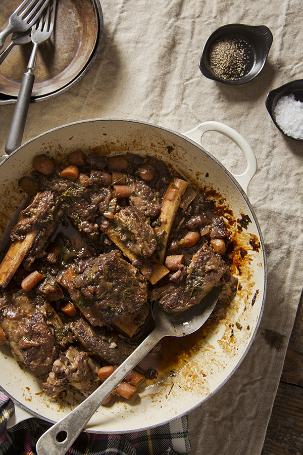 Cherry Short Ribs over Garlic Cheesy Grits (Libbie Summers and Chia Chong for Salted and Styled)